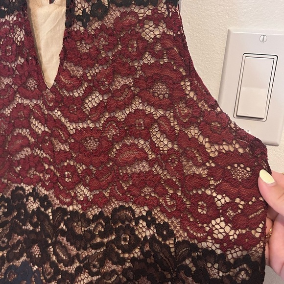 Moon River Lace Midi Dress - Burgundy and Navy - Picture 2 of 6